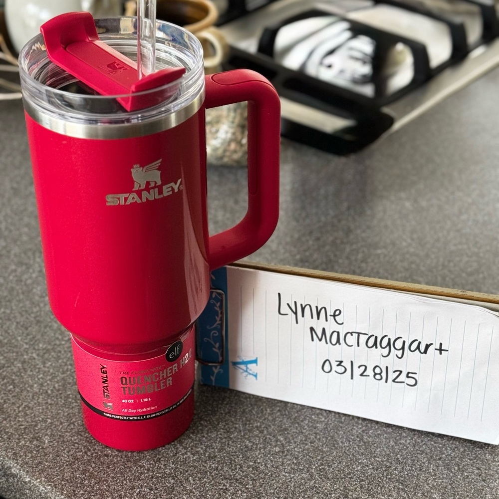 Elf Red Delicious 40oz